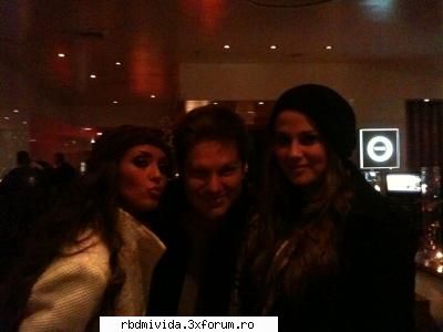 Annie shi prietenii ei in Chicago2009 - unique_girl_annie_tina - ♥♥♥ Anahi♥♥♥