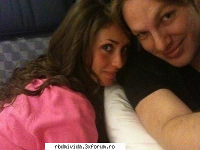 Annie si prietenii ei - unique_girl_annie_tina - ♥♥♥ Anahi♥♥♥