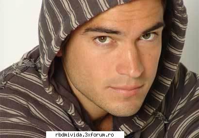 Poncho~~~>poze cu el - unique_girl_annie_tina - ♥♥♥Poncho♥♥♥