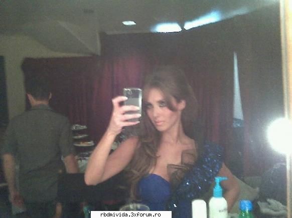 e cea mai cool annie - unique_girl_annie_tina - ♥♥♥ Anahi♥♥♥