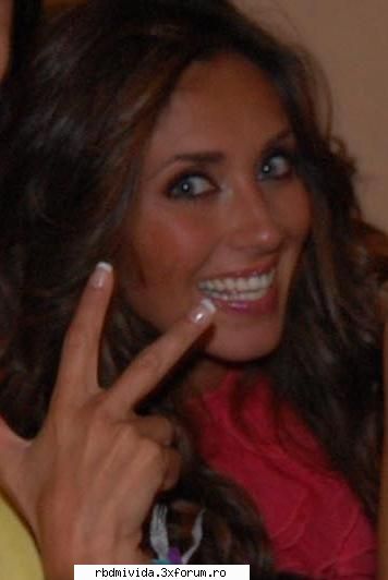 e cea mai cool annie - unique_girl_annie_tina - ♥♥♥ Anahi♥♥♥