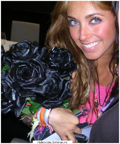 e cea mai cool annie - unique_girl_annie_tina - ♥♥♥ Anahi♥♥♥