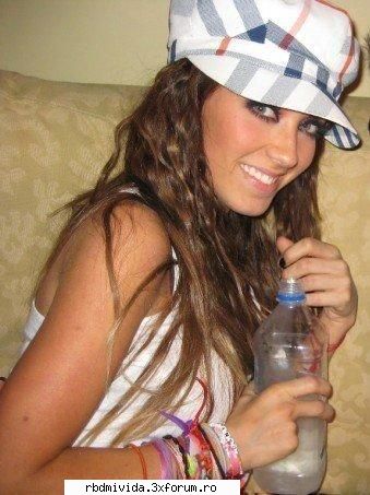 e cea mai cool annie - unique_girl_annie_tina - ♥♥♥ Anahi♥♥♥