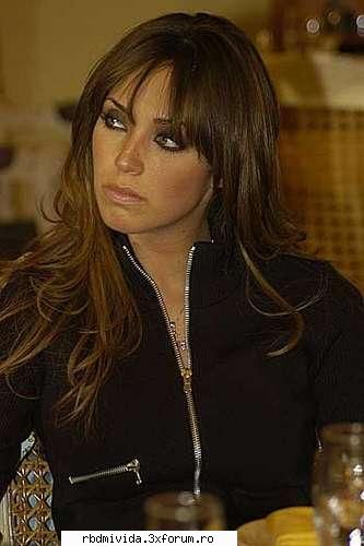 e cea mai cool annie - unique_girl_annie_tina - ♥♥♥ Anahi♥♥♥