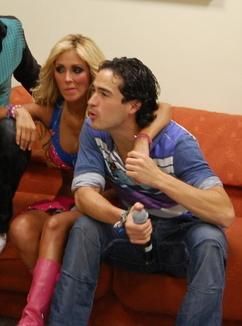 sunt super - unique_girl_annie_tina - ???Anahi&Poncho???