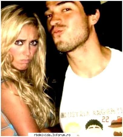 sunt super - unique_girl_annie_tina - ???Anahi&Poncho???